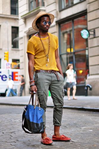 #fashion #streetstyle Boho Men Style, Tokyo Street Fashion, Boho Men, Hipster Mens Fashion, Mens Fashion Classy, African Men Fashion, Fashion Victim, Men Street, Olivia Palermo