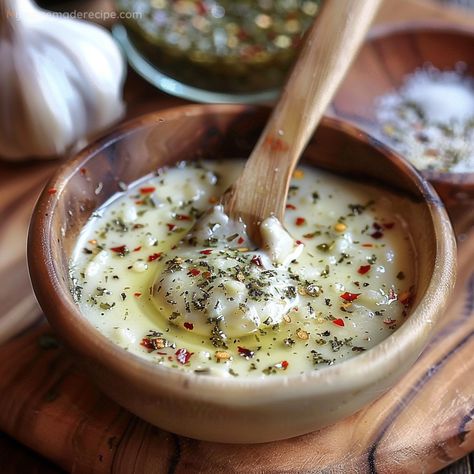 Homemade Garlic Sauce For Pizza - My Home Made Recipe Garlic Cream Pizza Sauce, Creamy Garlic White Pizza Sauce, Italian Garlic Sauce Recipe, Pizza Delight Garlic Fingers Recipe, California Pizza Kitchen Bread Dipping Oil, Garlic Sauce For Pizza Crust, Homemade White Garlic Pizza Sauce, White Pizza With Garlic Sauce, Garlic Butter Dipping Sauce For Pizza