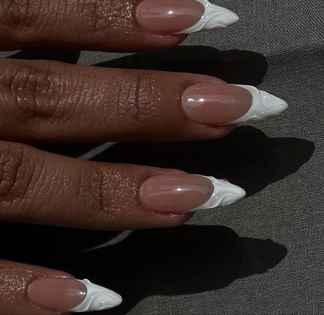 White Design Nails, Hollywood Nails, Work Nails, Casual Nails, Classy Acrylic Nails, Almond Nails Designs, Instagram Engagement, Press Ons, Nagel Inspo