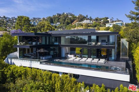 Dramatic Architecture, Hollywood Hills Homes, Sunset Strip, Los Angles, Londonderry, Modern Mansion, Los Angeles Homes, Luxury Homes Dream Houses, City Views