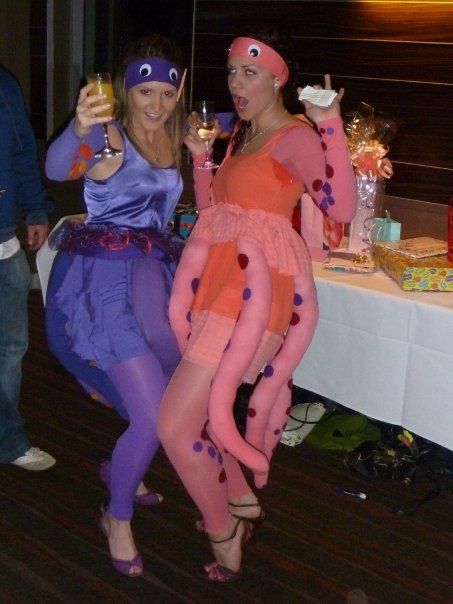 under the sea decoration ideas diy - Google Search Under The Sea Costumes Diy Women, Water Themed Costumes, Under The Sea Fancy Dress Ideas, Under The Sea Theme Halloween Costumes, Under The Sea Theme Outfit Women, Under The Sea Party Costume, Under The Sea Fancy Dress, Ocean Costume Ideas Sea Theme, Under Water Costume