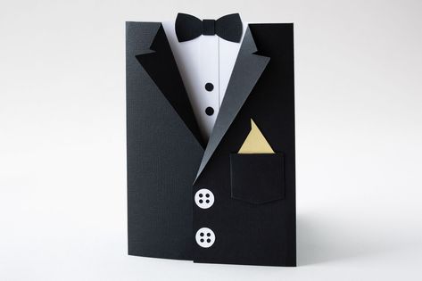 Classic Black Tuxedo, Card For Wedding, Black Tuxedo Jacket, Classy Party, Man Card, Wedding Classy, Types Of Packaging, Black Tuxedo, Tuxedo Jacket