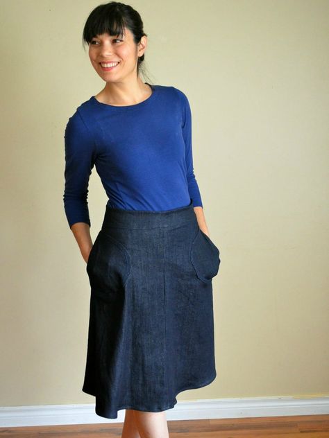 Free Pattern and Tutorial: Easy A-line Skirt | Sewing 4 Free A Line Skirt Pattern Free, Denim Skirt Pattern, Free Skirt Pattern, A Line Skirt Pattern, Sewing Patterns Skirt, Skirt Pattern Free, Classy Skirts, Skirt Sewing, Skirt Tutorial