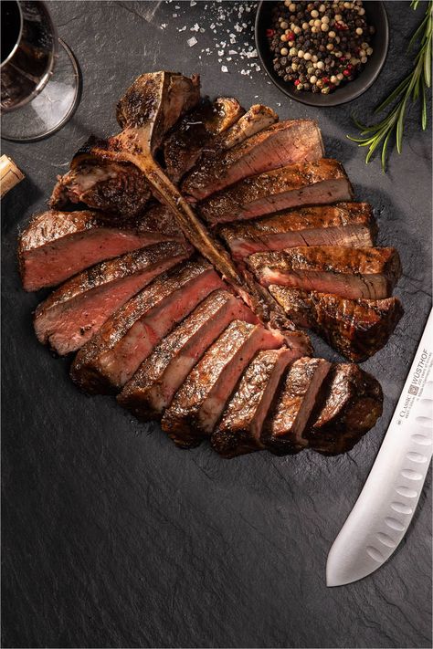 Thick-cut Porterhouse steak a showstopper. Try this reverse sear cooking method and enjoy its unmatched flavor. Tbone Steak, Porterhouse Steak, T Bone Steak, Its A Mans World, Turkish Recipes, Steak Recipes, Food Styling, Happy Hour, Diner