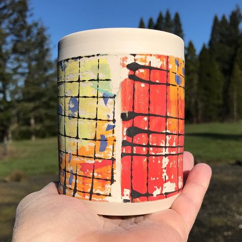 Chanda Zea on Instagram: “Early morning cup goodness. And those blue skies... 😍😍😍 •• #ceramics #clay #porcelain #cup #pottery #monoprint #sliptransfer #process…” Clay Monoprinting, Pottery Decoration, Slip Decoration, Mono Printing, Clay Vases, Cup Pottery, Pottery Inspo, Clay Color, Pottery Inspiration