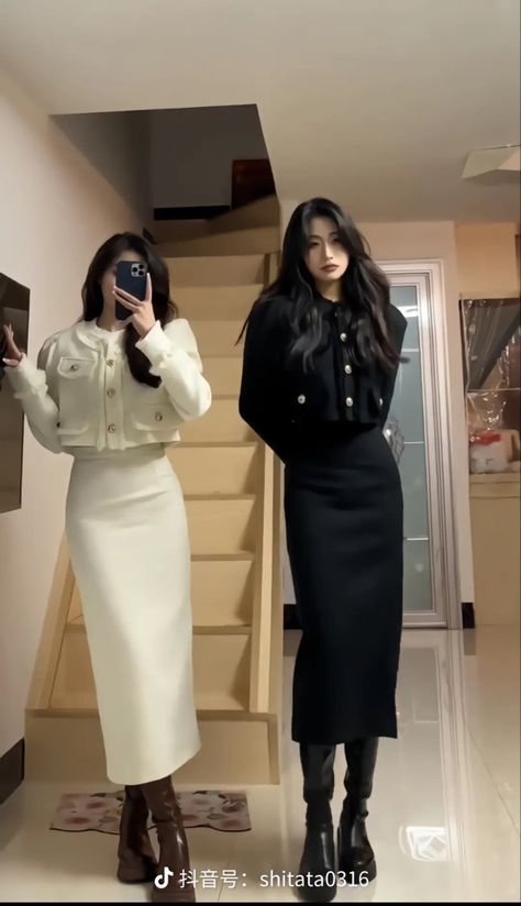 90s Ladies Fashion, Modest Tweed Outfit, K Drama Outfits Womens Fashion, Korean Elegant Outfit, Tweed Dress Outfit Classy, Formal Elegant Dresses, Buisnesscore Outfit, Chaebol Fashion, Modest Ootd