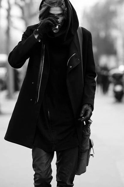 menburnstars:  Haavard Kleppe Nisch Management Male Witch, Apocalyptic Fashion, Cyberpunk Fashion, Mode Inspo, 영감을 주는 캐릭터, 인물 사진, Dark Fashion, Black Aesthetic, Gothic Fashion