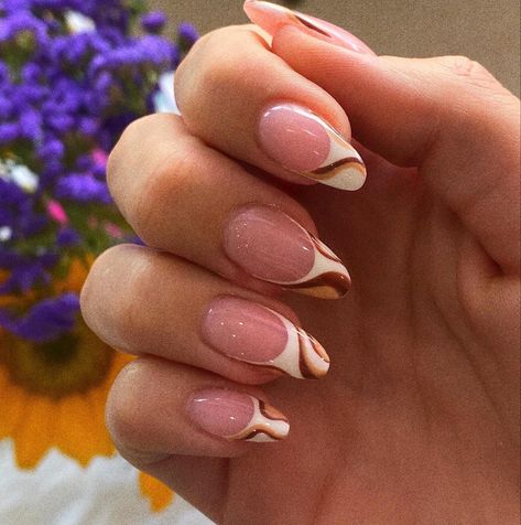 Fall Acyrilics Nails Almond, Fall Nails Modern, Thanksgiving Nail Ideas Acrylic Almond, Brown Fall Nails French Tip, Almond Nails Designs Thanksgiving, Alomd Nails Ideas Fall, Back To School Fall Nails, Brown Almond Nails For Fall, Burnt Orange French Tip Nails Almond