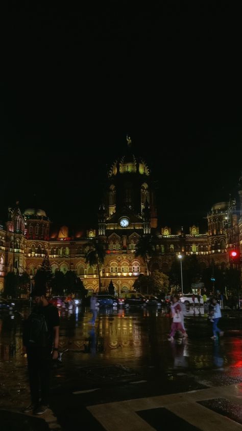 Cst Station Mumbai Night, Cst Mumbai Night, Mumbai Rain Night, Mumbai Aesthetic Night, South Bombay Aesthetic, Mumbai Night Snap, Mumbai At Night, Mumbai Night Life, Cst Mumbai