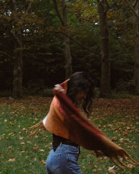 Anna & an autumn evening in Central Park 🍁🍂 frolicking is for the fall <3 Nyc Autumn, 35 Mm Film, 35mm Film Photography, Autumn Evening, Film Photography 35mm, Autumn Actvities, Autumn Leaves Photography, Autumn Photography, 35mm Film