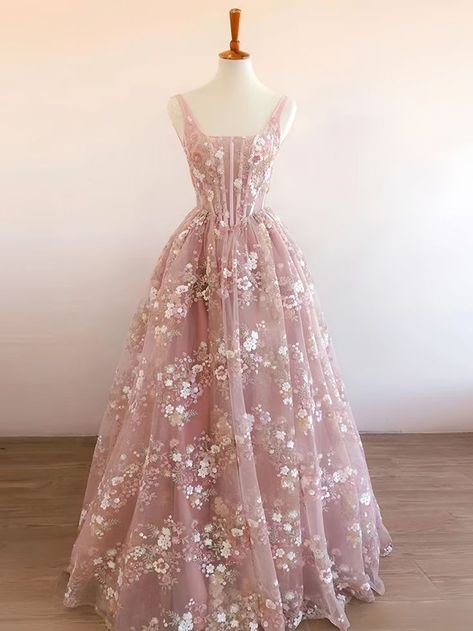 Xxs Prom Dresses, Light Pink Prom Dress Long Simple, Medium Prom Dresses, Prom Flower Dress, Romantic Prom Dresses, Rapunzel Prom Dresses, Short Pink Dress Aesthetic, Pink Dress Aesthetic Casual, Floral Grad Dress