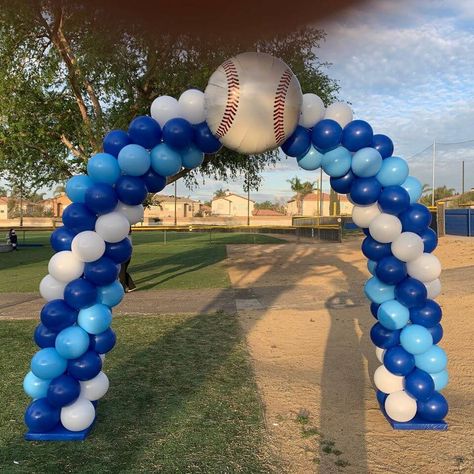 Outdoor Balloon Structures Designs Decorations For Sports Events | Party Blitz Balloons in Simi Valley San Fernando Los Angeles California | Party Blitz Baseball Opening Day Ideas Little League, Baseball Opening Day Ideas, Little League Opening Day Ideas, Opening Day Baseball Ideas, Parade Float Ideas Baseball, Baseball Balloon Arch, Baseball Balloon Garland, Baseball Bid Day, Baseball Balloons