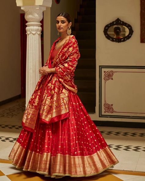 VISIT LIKE AND FOLLOW US For immediate response please call or WhatsApp us on +918099634110 Bridal lehenga.indianwedding lehenga.lehengalove.love.indianbridallehenga.indianware.saree.blouse,lehengalovers,indianbridalmakeup.bollywoodlehenga,haldi, Sangeet,haldidresses,bridalgagarhas, #lehenga #lehengalove #lehengalovers❤️❤️❤️ #lehengalovers #bridal #indianwedding #indiansaree #indianbride #indianbridalmakeup #indianbridalwear #bollywood #bigfatindianwedding #haldi #haldiceremony #usaindia... Banaras Lehenga, Banarasi Lehenga, Indian Bride Outfits, Red Lehenga, Red Fits, Hand Woven Textiles, Wedding Lehenga, Silk Brocade, Bride Clothes