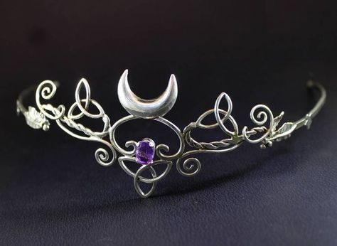 What if there was another other-worldly being that had been stuck in … #fanfiction # Fanfiction # amreading # books # wattpad Purple Tiara Aesthetic, Purple Crown Aesthetic, Amethyst Headpiece, Amethyst Circlet, Amethyst Crown, Fantasy Crown, Crown Aesthetic, Purple Crown, Glowing Necklace