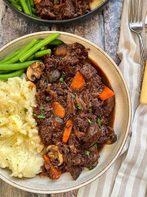 Beef Bourguignon Recipe - Something Sweet Something Savoury Crock Pot Beef Bourguignon, Scottish Beef Stew, Beef Bourguignon Slow Cooker, Slow Cooker Beef Curry, Beef Bourguignon Recipe, Wine Gravy, Red Wine Gravy, Slow Cooker Beef Stroganoff, Classic French Dishes