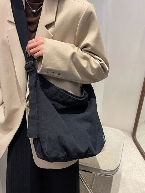 Large Capacity Canvas Bucket Bag | SHEIN USA Baggy Shoulder Bag, Side Bags Aesthetic, Crossbody Bags Outfit, Canvas Bag Outfit, Baggy Bag, Canvas Bucket Bag, Shoulder Bag Outfit, Bags For Teens, New Rock