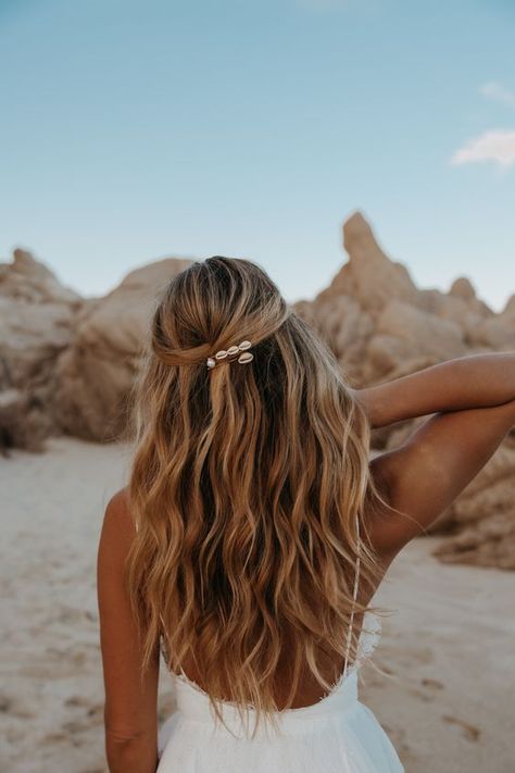 Long Summer Hair, Easy Beach Hairstyles, Wedding Hairstyles And Makeup, Mermaid Waves, Beachy Hair, Beach Wave Hair, Beach Hairstyles For Long Hair, Beach Wedding Hair, Easy Summer Hairstyles