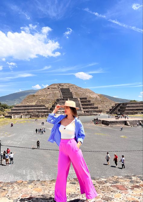 Outfit Mexico Teotihuacan Outfit, Mexico City Outfit, Mexico City Fashion, Outfits For Mexico, Outfit Mujer, City Outfits, Photo Inspo, Mexico City, Fashion Beauty