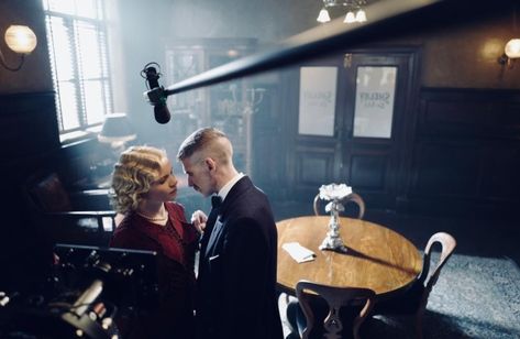 Peaky Blinders Season 5 - Arthur and Linda Shelby 💙 Linda Shelby, Peaky Blinders Season 5, Arthur Shelby, Peaky Blinders Season, Peaky Blinders Tommy Shelby, Adrien Brody, Tommy Shelby, Peaky Blinders, Birmingham