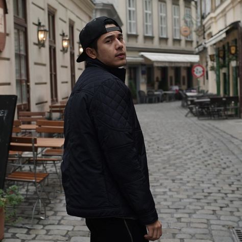 Paulo Avelino Wallpapers, Handsome Picture, Paulo Avelino, Boyfriend Material, At Home, On Instagram, Quick Saves, Instagram