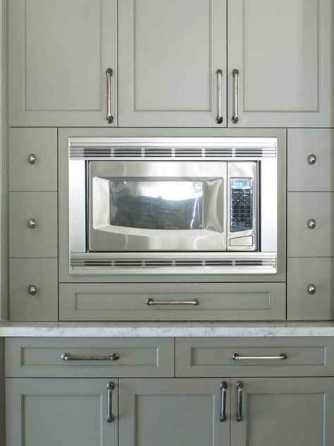 Stunning Cabinet Paint Color. Benjamin Moore Gettysburg Gray.  Gray/taupe rich color. Dresser Homes Gettysburg Gray, Built In Microwave Cabinet, Gray Shaker Cabinets, Microwave Cabinet, Kitchen Vignettes, Cabinet Inspiration, Green Kitchen Cabinets, Cabinet Paint Colors, Paint Color Inspiration