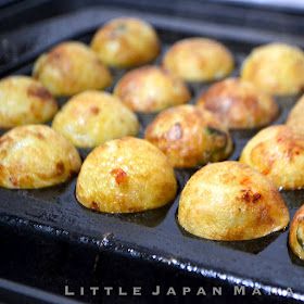 ❤　little japan mama　❤: Perfect Takoyaki, from Plain Flour! Dashi Powder, How To Make Crisps, Ebelskiver Recipe, Easy Japanese Recipes, Crock Pot Tacos, Batter Recipe, Japanese Cooking, Tasty Bites, Savory Snacks