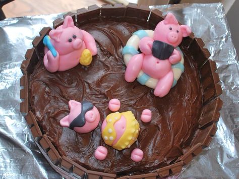 Pigs in the mud cake with fondant and kit kats Pigs In Mud Cake, Piggy Cake, Kitkat Cake, Kit Kat Cake, Pig Birthday Cakes, Nutella Cake, Pig Cake, Mud Cake, New Cake