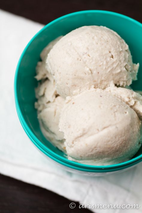 3 Ingredient Roasted Banana Coconut Milk Ice Cream - (made for Mom's birthday) Pecan Biscotti, Ice Cream Vegan, Roasted Banana, Coconut Milk Ice Cream, Coconut Ice, Milk Ice Cream, Keto Ice Cream, Coffee Ice, Banana Ice Cream