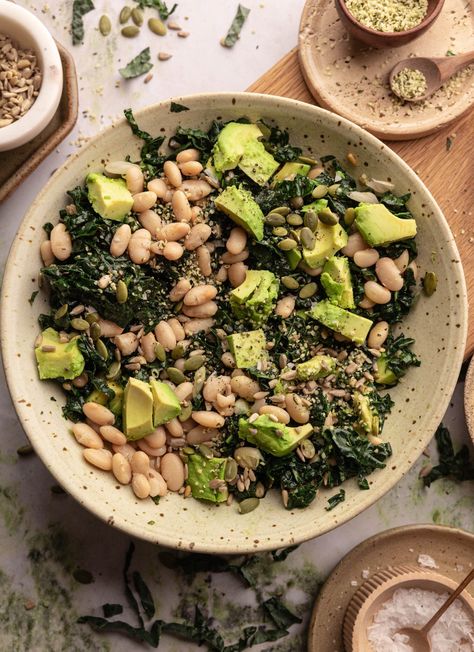 Copycat Erewhon Kale White Bean Salad Recipe: Easy, Healthy, Delicious Healthy Kale Salad, Nutritionist Recipes, Kale White Bean, White Bean Salad Recipes, Winter Salad Recipes, Halloumi Salad, Italian Chopped Salad, White Bean Salad, Kale And Spinach