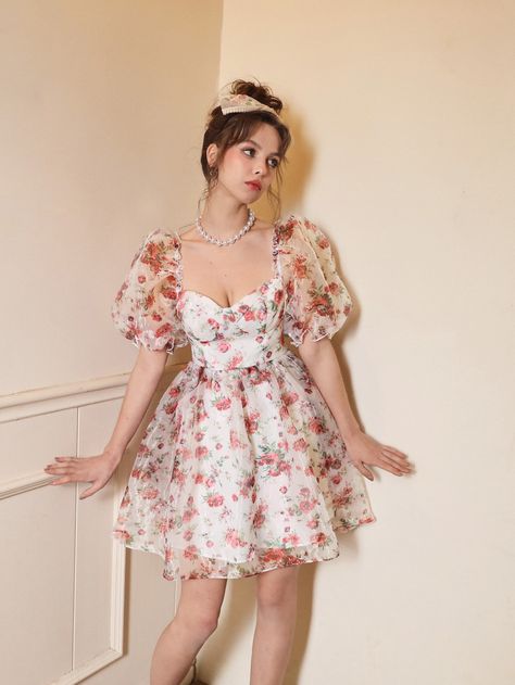 Flower Print Dress Short, Trending Short Dresses, Short Flowery Dresses, Cute Birthday Frocks For Women, Floral Birthday Outfit, Pink Dresses For Birthday, Organza Short Frocks For Women, Birthday Short Dresses, Spring Birthday Dress