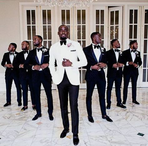 Black Color Wedding Suit for Men Groomsmen Attire Custom - Etsy Ghana Grooms Poses, Men On Suit, Groomsmen Attire Black, Suits For Groomsmen, Black Wedding Suit, Black Groomsmen Suits, Black People Weddings, Wedding Suit For Men, Groomsmen Wedding Photos