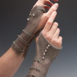 Chainmail Glove, Chainmail Clothing, Alana Blanchard, Metal Lace, Chain Mail, Gold Sparkle, Art Festival, Metal Chain, Fingerless Gloves