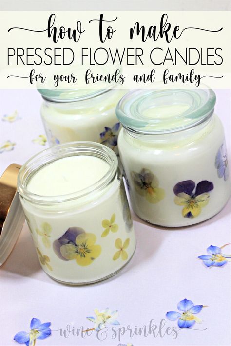 Diy Soy Candles With Dried Flowers, Pressed Flower Candle Holder, Diy Glitter Candles, Pressed Flower Candles, Candles Wine, Pressed Flower Wall, Dried Flower Candles, Decorated Candles, Candles Homemade