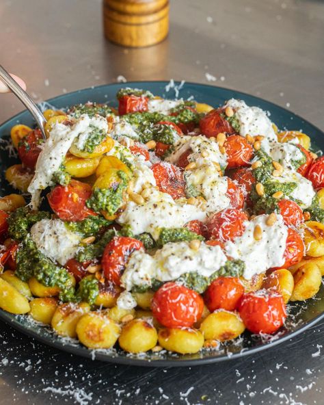 Pesto Gnocchi And Burrata, Gnocchi Pesto Burrata, Gnocchi Burrata, Burrata Gnocchi, Gnocchi With Burrata, Charred Tomatoes, Crispy Gnocchi, Gnocchi Pesto, Pesto Gnocchi