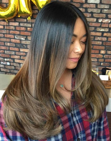 Black To Brown Ombre Hair Black To Brown Ombre Hair, Straight Thick Hair, Sleek Straight Hairstyles, New Long Hairstyles, Haircuts For Long Hair With Layers, Brown Ombre Hair, Blond Balayage, Ombre Hair Blonde, Long Layered Haircuts