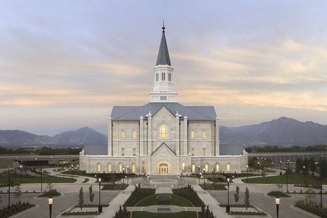 Taylorsville, Utah - Dustin Bitter Photography Lds Temple Pictures, Later Day Saints, Church Aesthetic, Temple Photography, Utah Temples, Temple Pictures, Church Quotes, Temple Wedding, Lds Temple