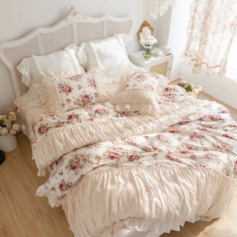 Product Description Twin Size 1pc Duvet cover: 150x200 cm         /59x79 inch 1pc Bed Skirt : 120x200+40 cm   /49x79inch+15.7 inch 1pc Pillowcase :48 x 74 cm           /19x29inch Full Size 1pc Duvet cover: 200x230 cm       /79x90inch 1pc Bed Skirt : 150x200+45 cm   /58x79+17.7inch 2pcs Pillowcases :48 x 74 cm       /19x29 inch   Queen Size 1pc Duvet cover:200x230 cm         /79x90inch 1pc Bed Skirt : 180x200+45 cm    /71x79inch+17.7inch 2pcs Pillowcases  :48 x 75 cm        /19x29inch King Size 1 Princess Duvet Cover, Cottage Core Bedroom Rug, Round Mattress Aesthetic, Vintage Bed Covers, Grandma Core Room, Angelcore Bedroom, Dreamy Bedrooms Aesthetic, Cute Bedding Aesthetic, Frilly Bedding