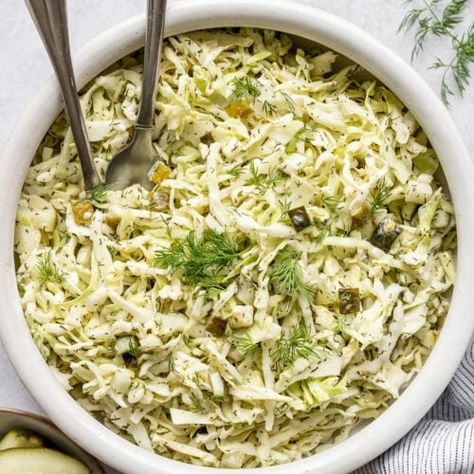 15-Minute Creamy Dill Pickle Coleslaw - Real Food Whole Life Creamy Dill Coleslaw Recipe, Dill Pickle Slaw, Dill Pickle Coleslaw, Dill Coleslaw, Pickle Coleslaw, Pickle Slaw, Best Coleslaw, Mason Jar Meal Prep, Apartment Cooking