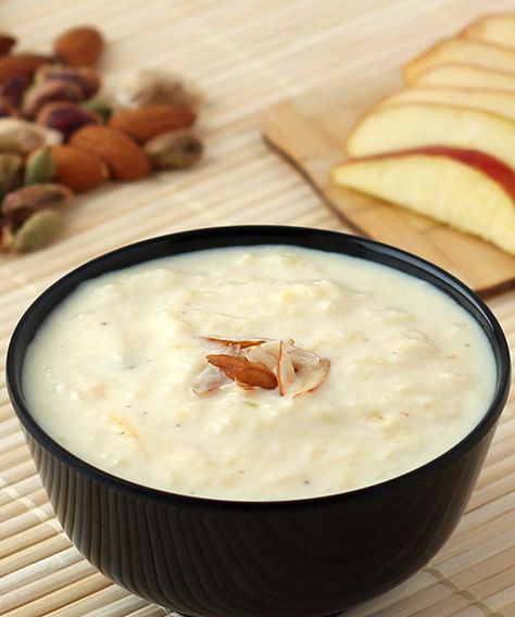 Apple Kheer Recipe with Condensed Milk - Indian Style Milk based Apple Dessert Milk Pudding, Kheer Recipe, Condensed Milk Recipes, Apple Dessert, Indian Dessert, Cooked Apples, Indian Sweet, Indian Desserts, Indian Sweets