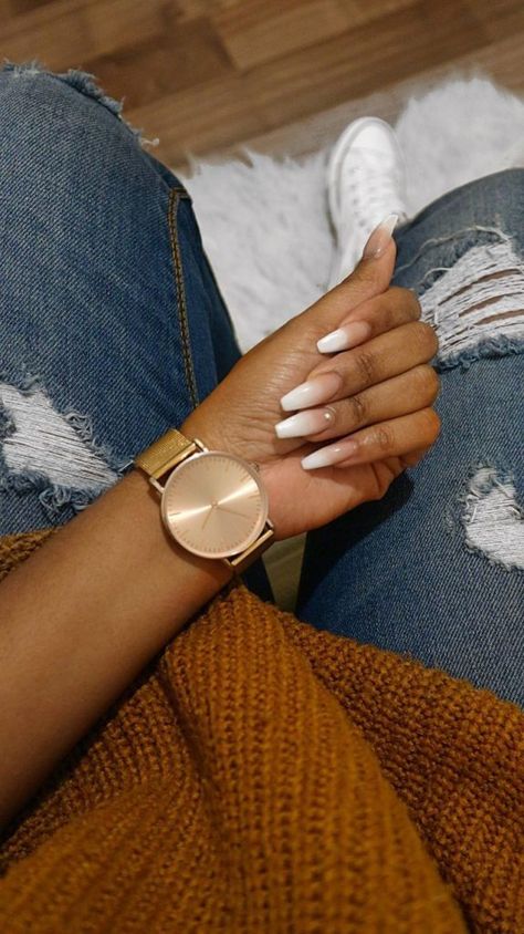 Gel Nails Dark Skin 17 Ideas: Embrace Your Beautiful Skin Tone - women-club.online Gel Nails Dark Skin, Gel Nails Dark, Nails Dark Skin, Brown Acrylic Nails, Nails Dark, Sassy Nails, Skin Hand, Simple Gel Nails, Work Nails