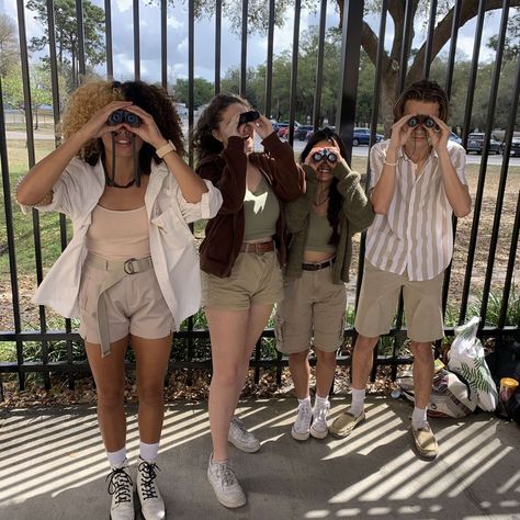 school spirit week, safari, jungle day Safari Homecoming Theme Outfit, Safari Theme Pep Rally, Tack Tourist Outfit Spirit Week, Safari Pep Rally Outfits, Jungle Day Spirit Week, Cute Tourist Outfits Spirit Week, Jungle Student Section Theme, Jungle Theme Spirit Week, Safari Spirit Week