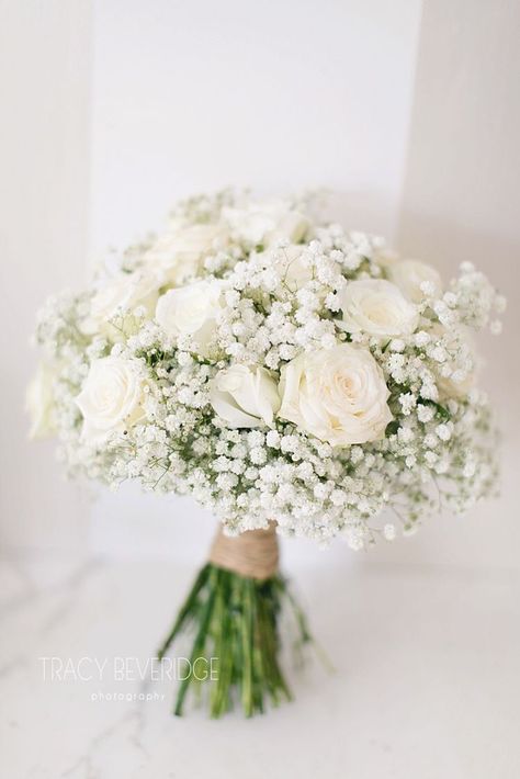 Wedding Flowers White, Elegant White Wedding, Simple Wedding Bouquets, Bridal Bouquet Flowers, White Bridal Bouquet, Hand Bouquet, White Wedding Bouquets, Coast Wedding, Baby's Breath