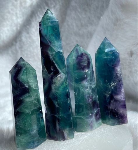 Friendship Questionnaire, Crystal Sketch, Crow Story, Christmas Crystals, Meaning Of Dreams, Fluorite Gemstone, Fluorite Crystals, Universal Consciousness, Be Powerful