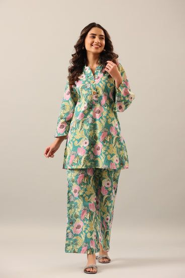 Buy cotton loungewear set online for women in India – JISORA Cotton Suit Designs, Tops Outfit, Co Ords Outfits, Cotton Loungewear, Stylish Loungewear, Suit Designs, Loungewear Set, Co Ord Set, Kurta Designs