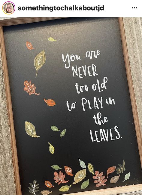 Dry Erase Board Ideas Art Halloween, Fall Dry Erase Board Ideas, Chalkboard Art November, September Blackboard Ideas, November Chalk Art, September Chalkboard Art Ideas, September Chalkboard Calendar Ideas, September Chalkboard Ideas, Fall Chalkboard Signs