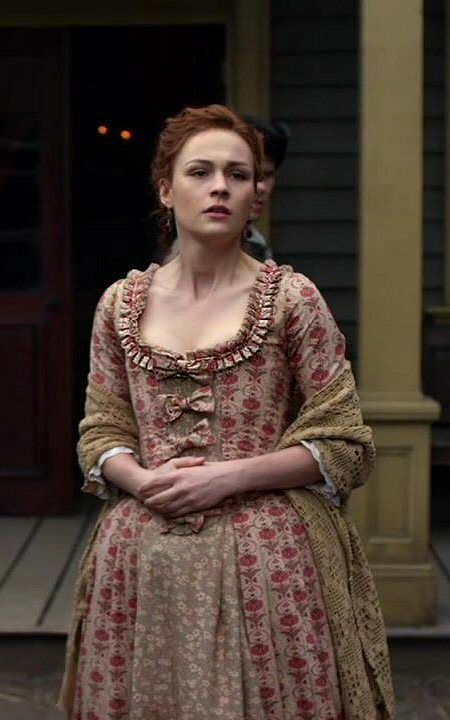 Outlander Brianna, Brianna Randall, Sophie Skelton, Terry Dresbach, Outlander Costumes, Outlander Season 4, Scottish Warrior, Starz Tv Series, Drums Of Autumn