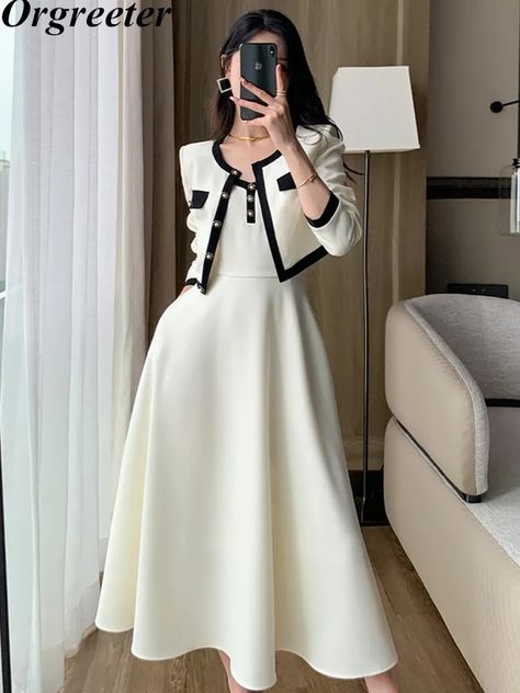 Korean Type Dress, Korean Cute Outfits Dress, Winter Dresses Korean, Sweet Elegant Outfits, Clothes Sets Outfits Women, Korean Woman Fashion, Korean Elegant Fashion, Cute Suits For Women, Korean Winter Dress