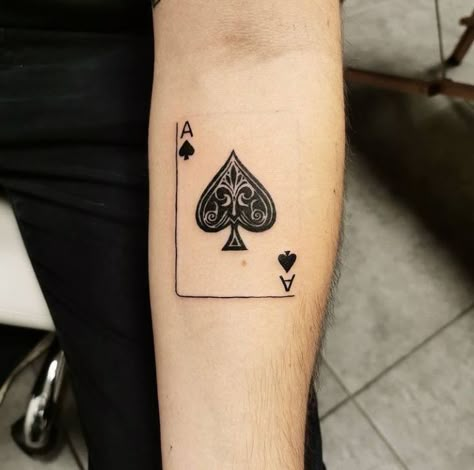 Card Tattoos, Ace Of Spades Tattoo, Spade Tattoo, Ace Tattoo, Tatuagem Masculina Pequena, Pen Tattoo, Ace Card, Gambling Machines, Gambling Cake