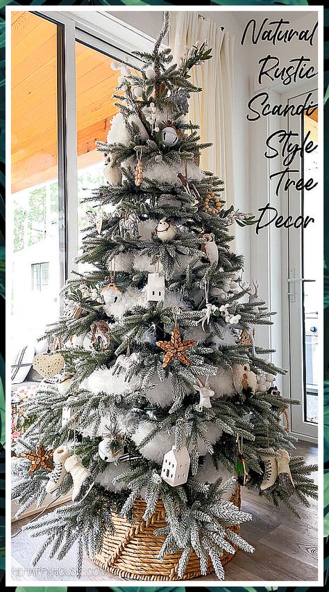 Christmas Tree Decorations - Visit Amazon.com to get the best ideas. White Christmas Tree Rustic, Scandi Xmas Decorations, Scandi Christmas Decor Ideas, Rustic White Christmas Tree Ideas, Winter Tree Decor, Christmas Tree Inspiration Rustic, Winter Tree Decorations, Decor Noel, Christmas Queen