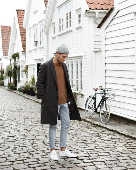 The Norwegian influencers you need on your radar | Husskie Scandinavian Clothing Style, Scandinavian Winter Fashion, Scandi Style Fashion, Norwegian Fashion, Scandi Fashion, Hygge Style, Danish Fashion, Skandinavian Fashion, Danish Style